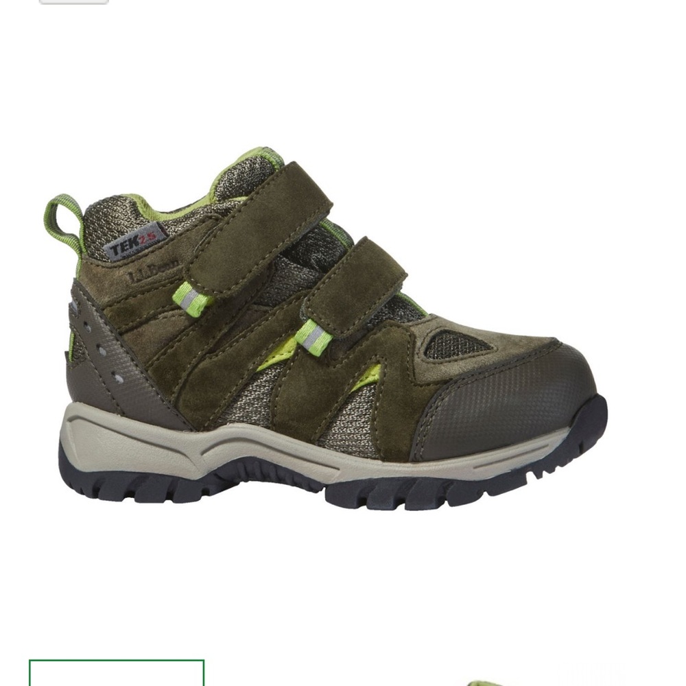 L.L. Bean NWOT toddler hiking boots size 9